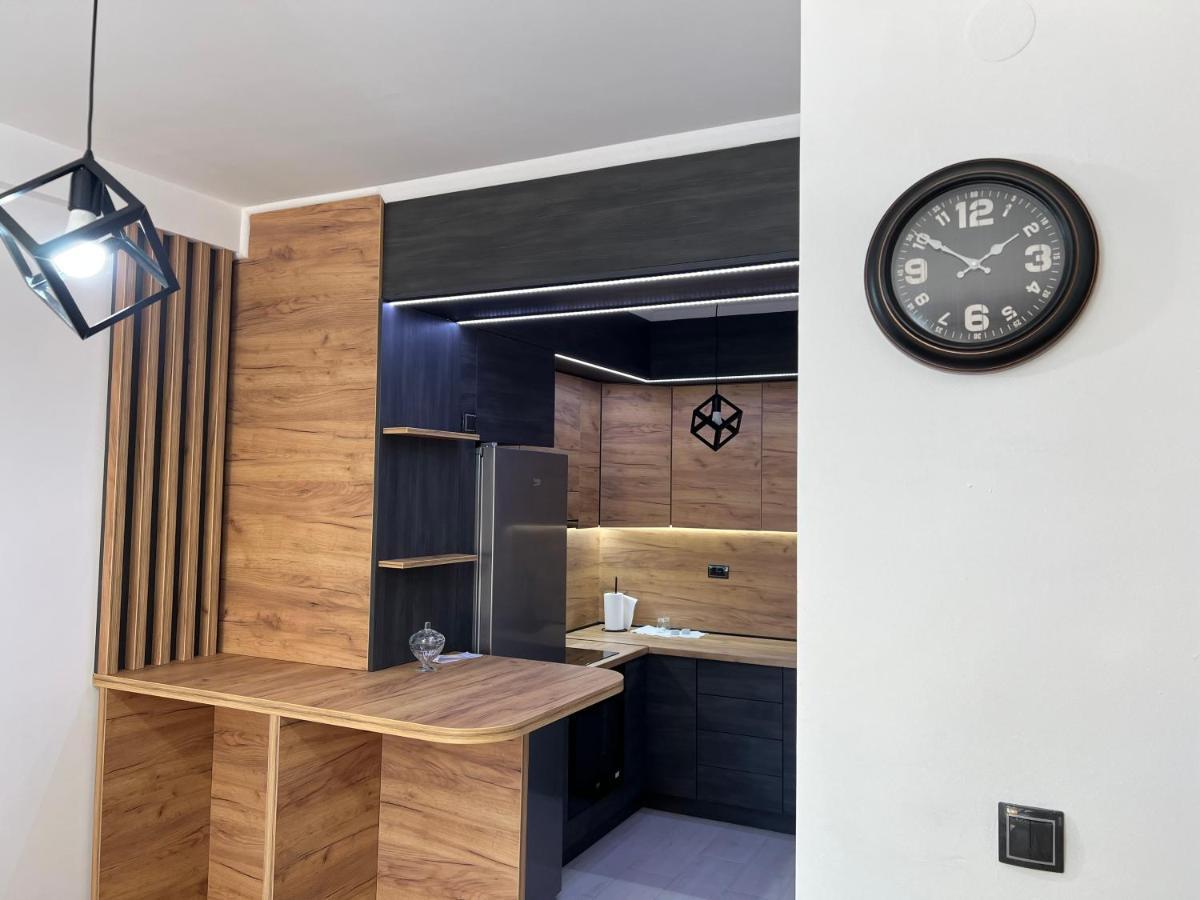 Apartmán Stan Na Dan Viktor-Lukavica SJJ Exteriér fotografie