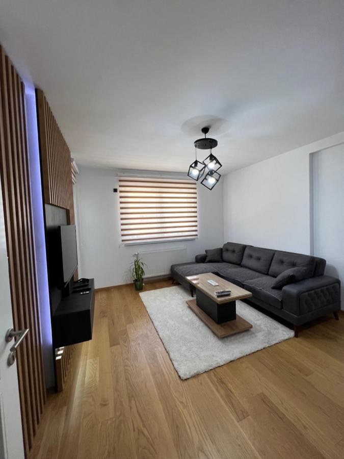 Apartmán Stan Na Dan Viktor-Lukavica SJJ Exteriér fotografie
