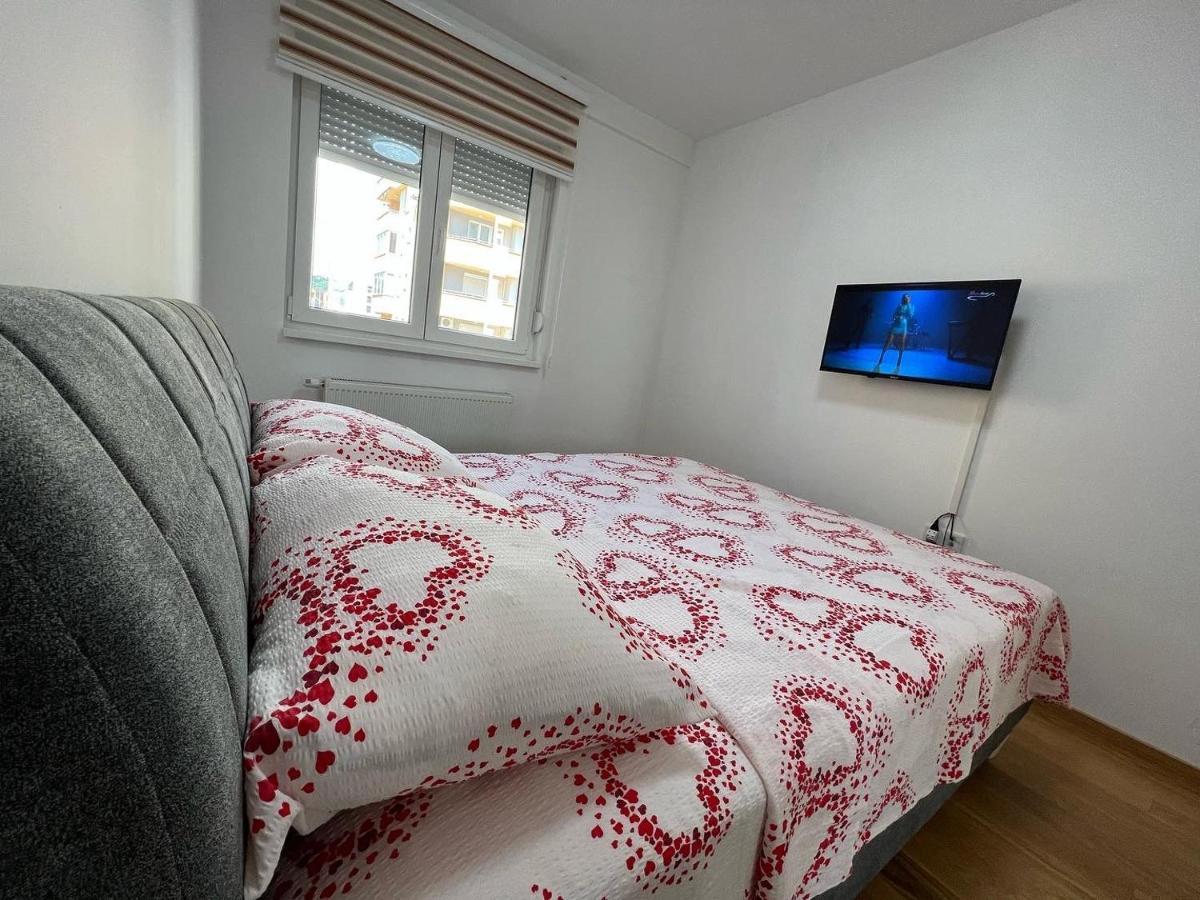 Apartmán Stan Na Dan Viktor-Lukavica SJJ Exteriér fotografie