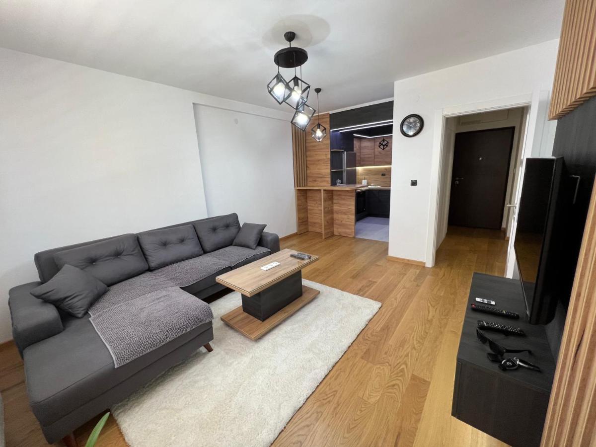 Apartmán Stan Na Dan Viktor-Lukavica SJJ Exteriér fotografie