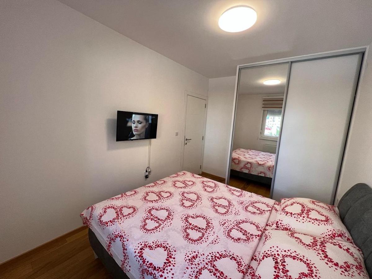 Apartmán Stan Na Dan Viktor-Lukavica SJJ Exteriér fotografie