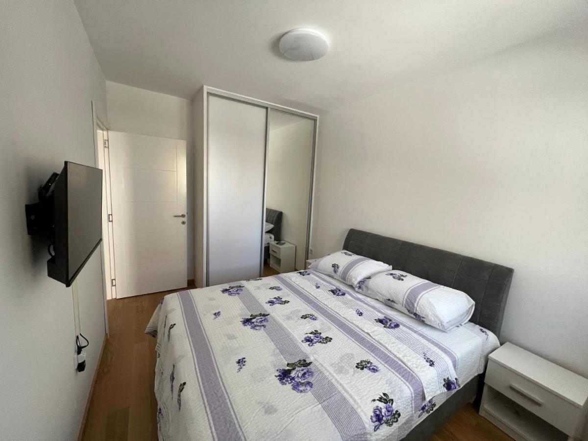 Apartmán Stan Na Dan Viktor-Lukavica SJJ Exteriér fotografie