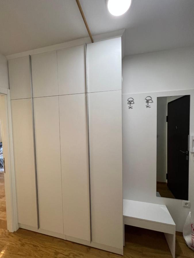 Apartmán Stan Na Dan Viktor-Lukavica SJJ Exteriér fotografie