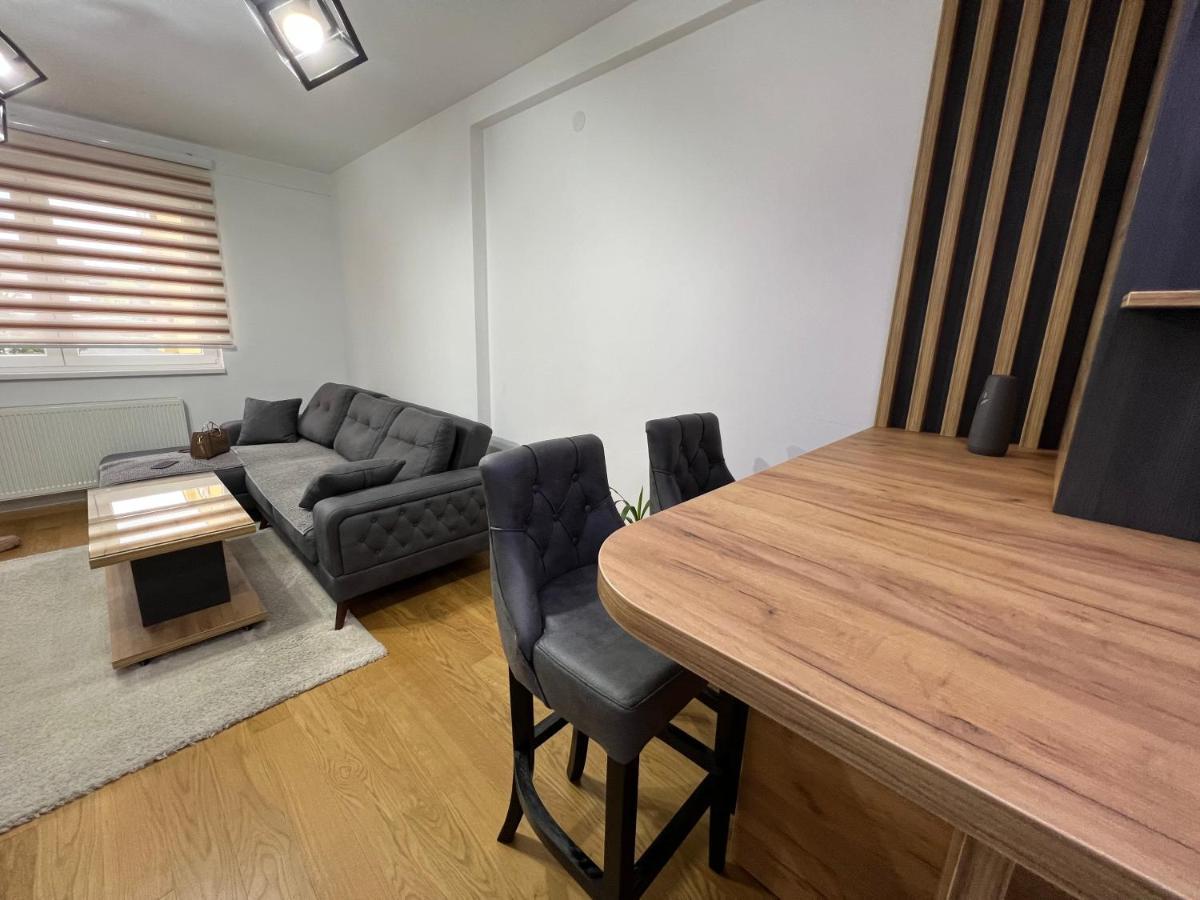 Apartmán Stan Na Dan Viktor-Lukavica SJJ Exteriér fotografie